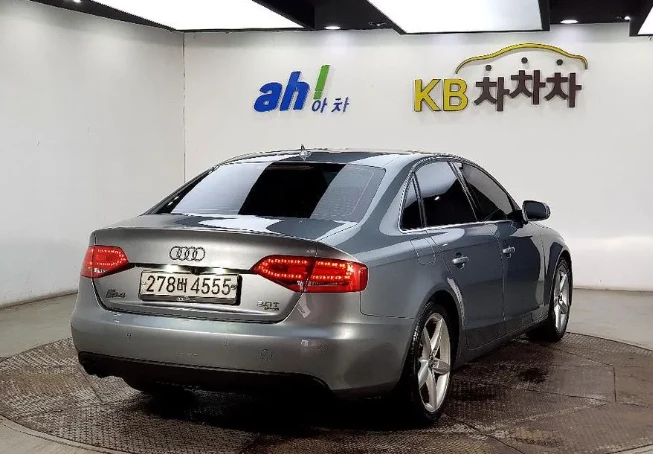 Audi A4 2.0 TFSI Quattro - изображение 4