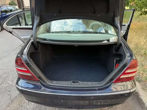 Mercedes-Benz 220 CDI - изображение 7