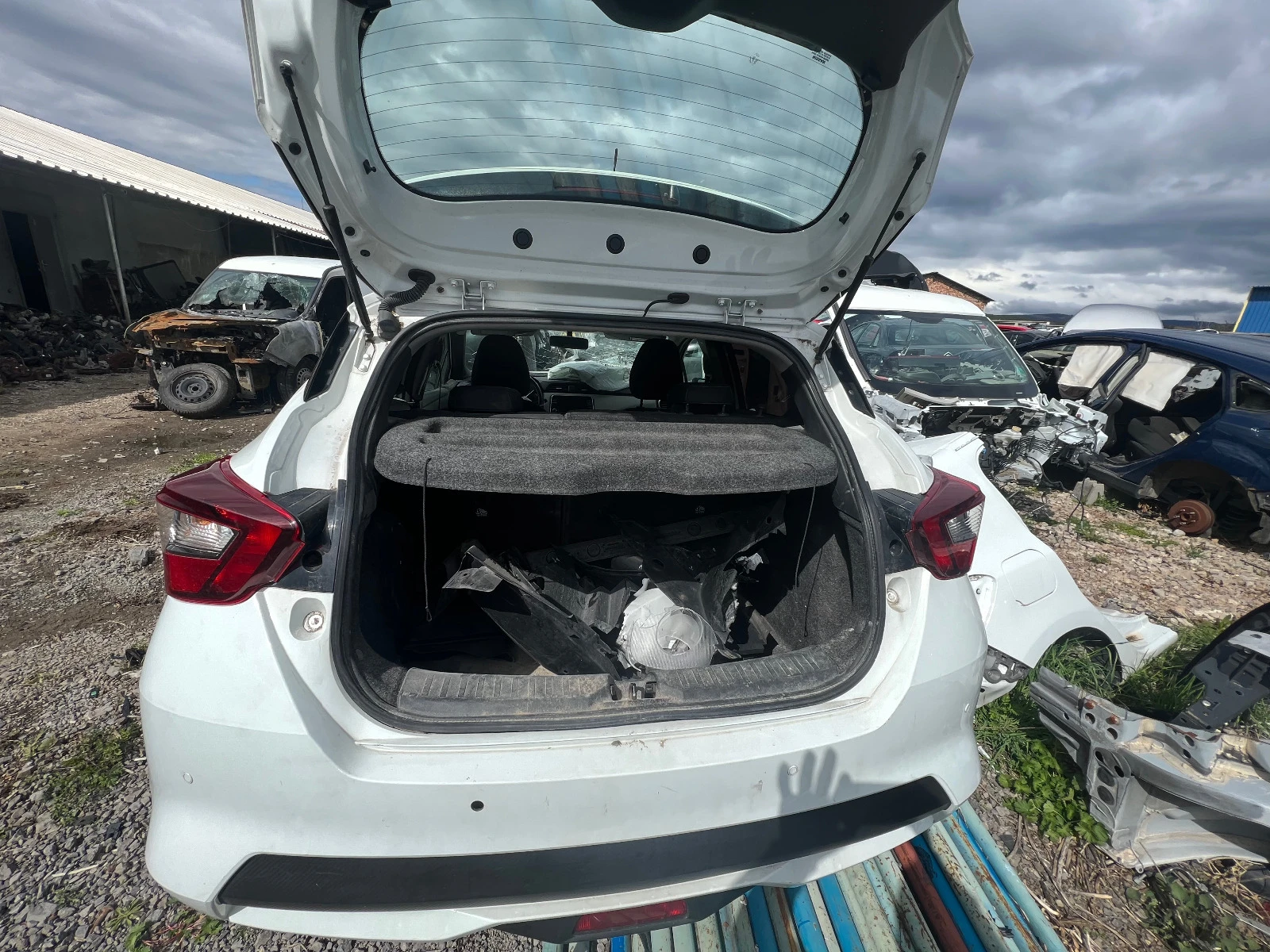 Nissan Micra 1.5DCI - изображение 6