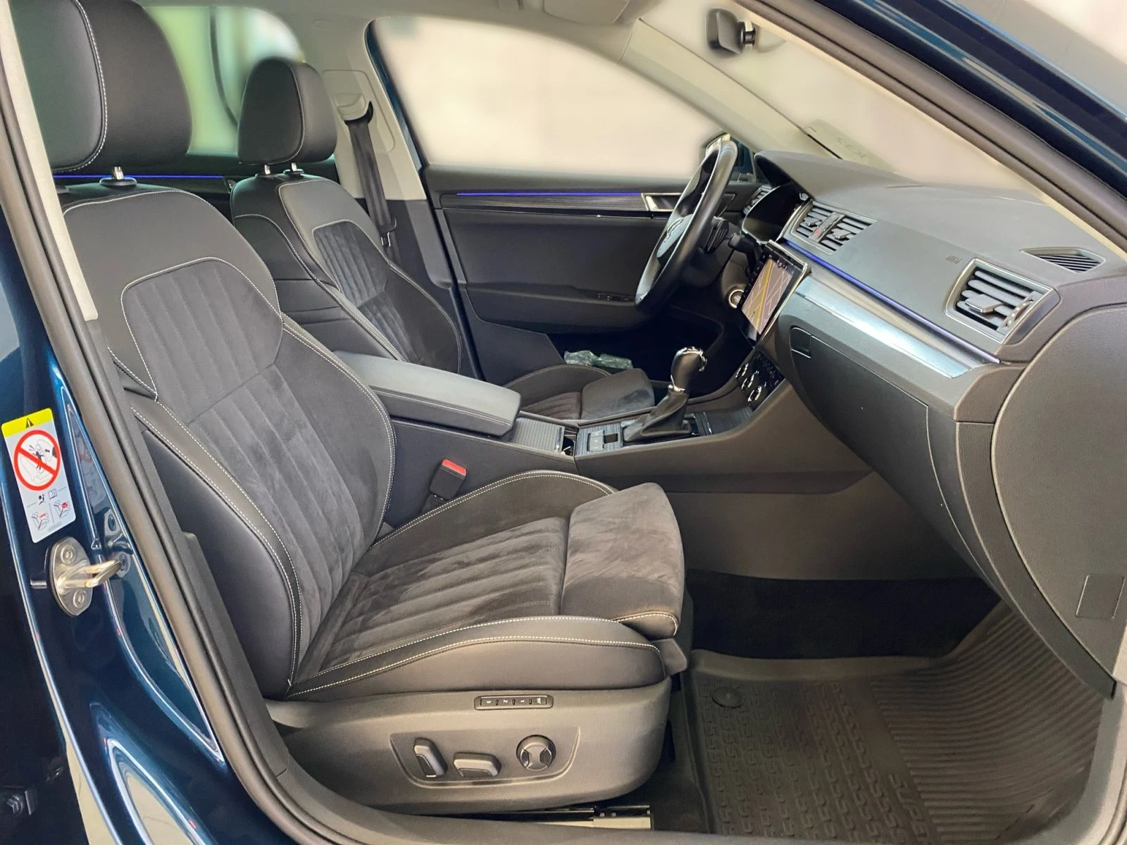 Skoda Superb Combi Style 2.0 TDI DSG 4x4 | Mobile.bg   11