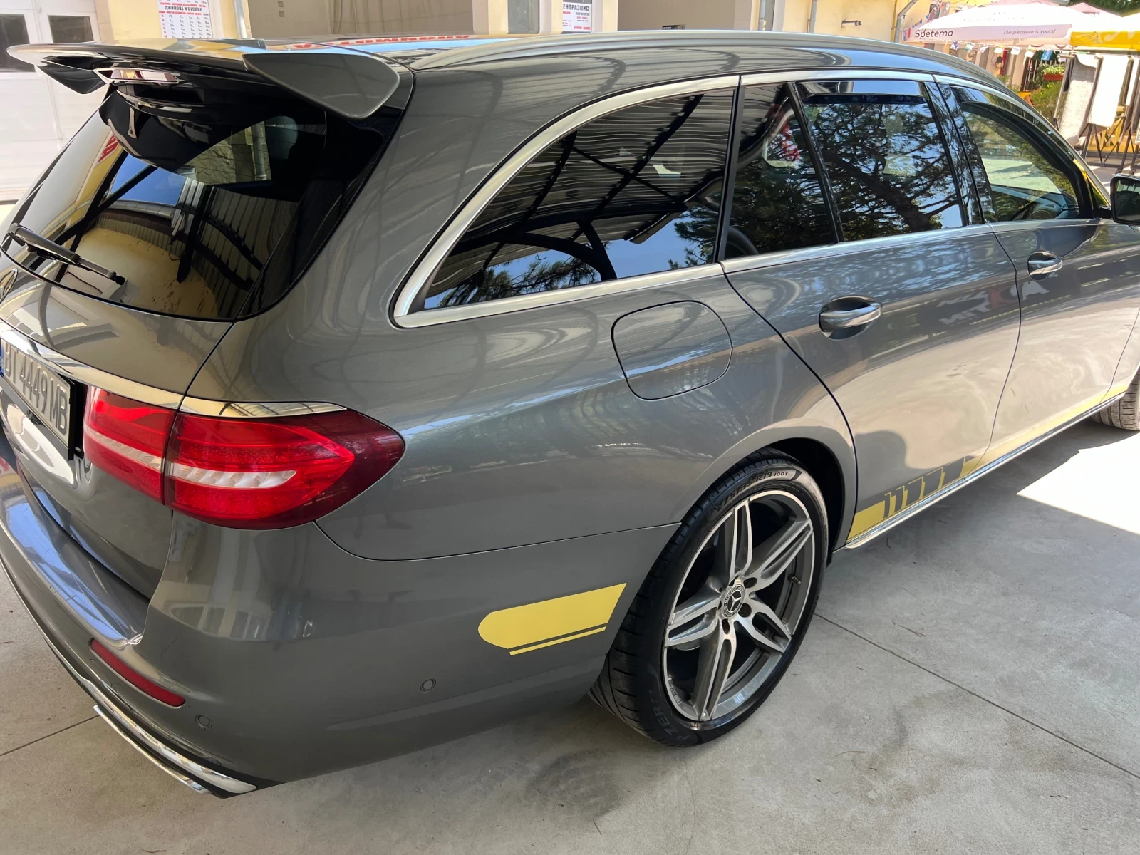 Mercedes-Benz E 220  - изображение 2