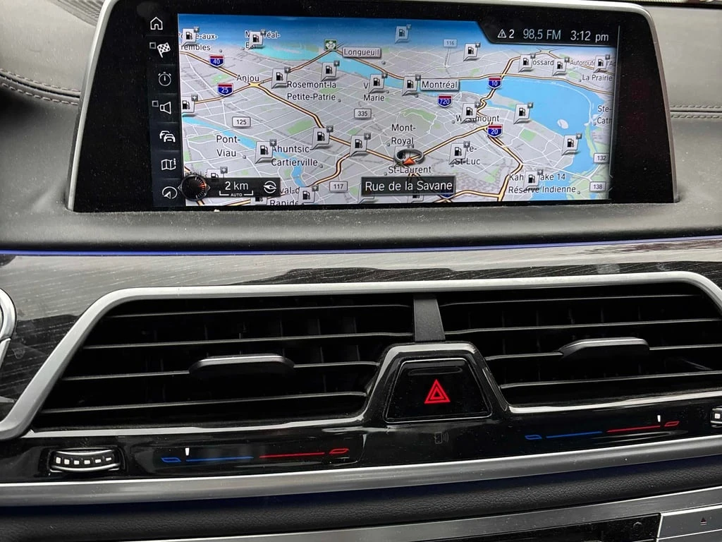 BMW 750 * 750Li xDrive * CARFAX * БЕЗ ПЪРВОНАЧАЛНА ВНОСКА - изображение 9