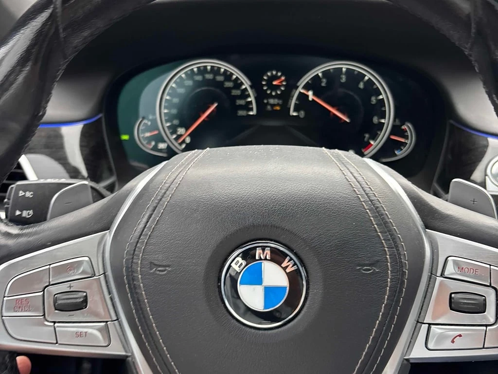 BMW 750 * 750Li xDrive * CARFAX * БЕЗ ПЪРВОНАЧАЛНА ВНОСКА - изображение 8