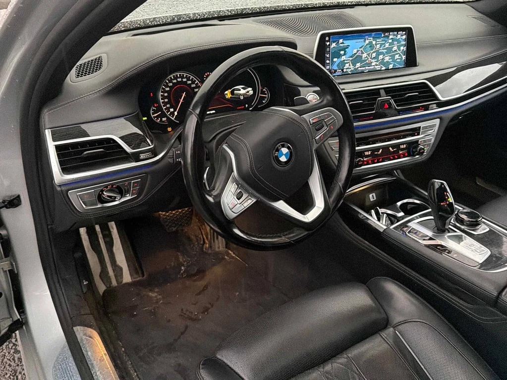 BMW 750 * 750Li xDrive * CARFAX * БЕЗ ПЪРВОНАЧАЛНА ВНОСКА - изображение 5