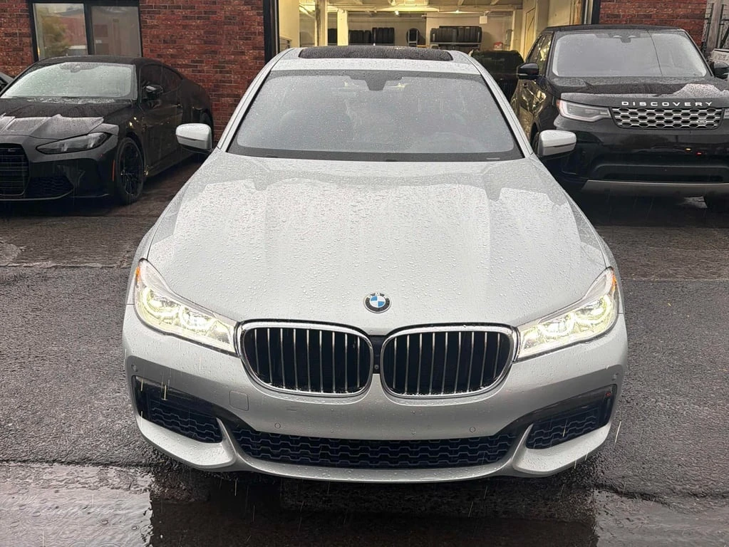 BMW 750 * 750Li xDrive * CARFAX * БЕЗ ПЪРВОНАЧАЛНА ВНОСКА - изображение 6