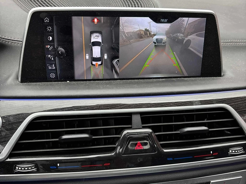 BMW 750 * 750Li xDrive * CARFAX * БЕЗ ПЪРВОНАЧАЛНА ВНОСКА - изображение 10