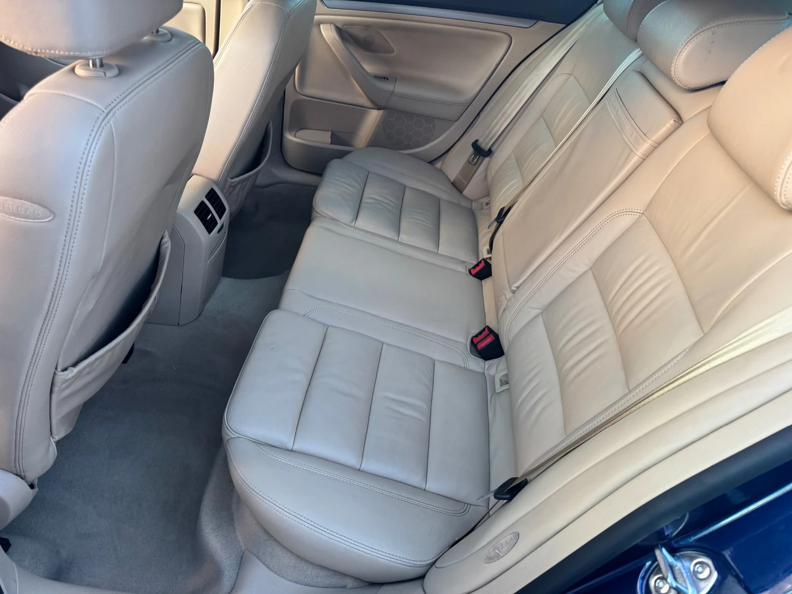 VW Golf 2.0TDI 4motion Full Top! | Mobile.bg — изображение 11