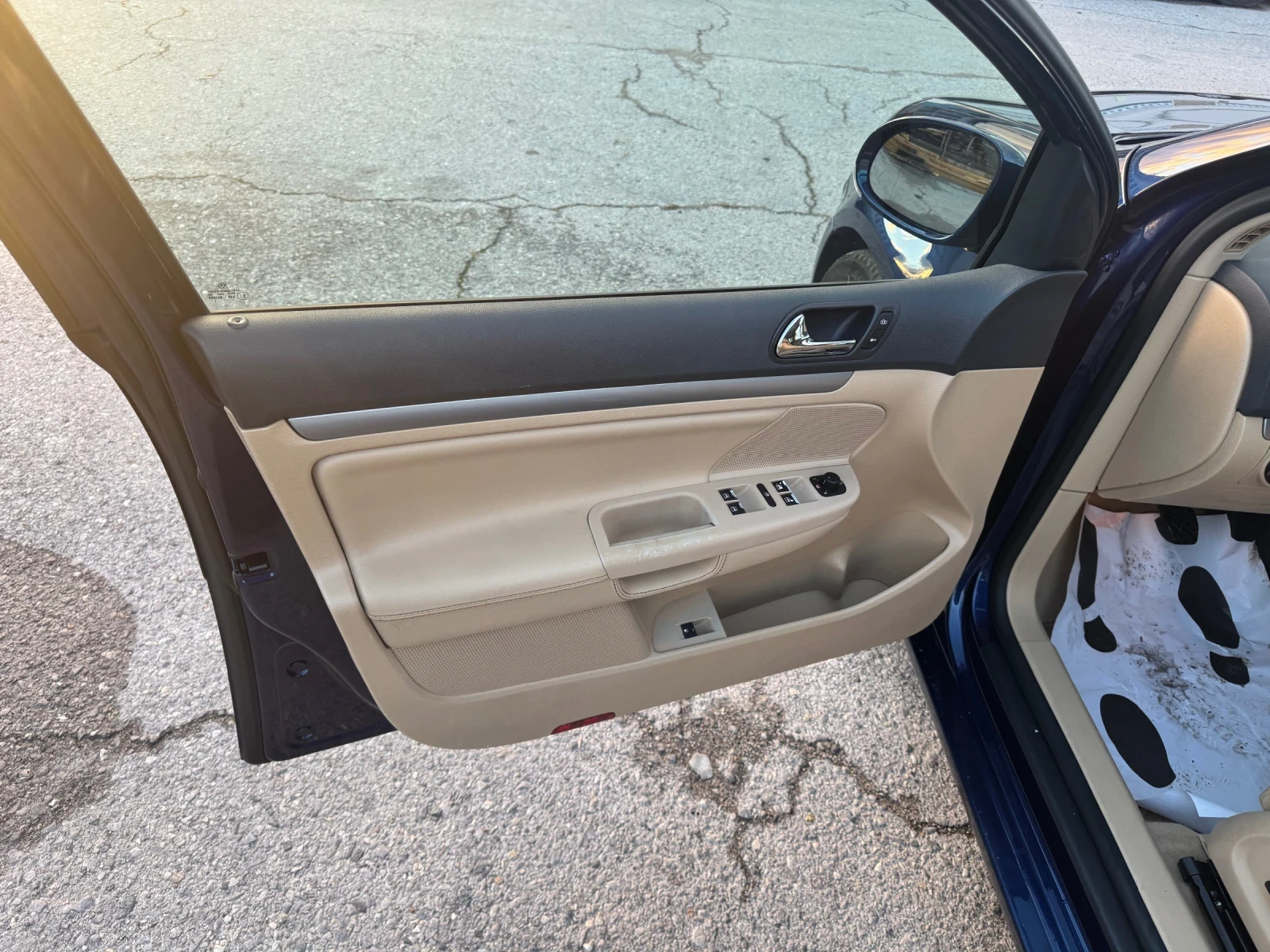 VW Golf 2.0TDI 4motion Full Top! | Mobile.bg — изображение 9