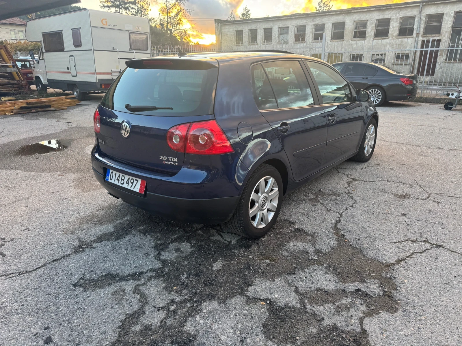 VW Golf 2.0TDI 4motion Full Top! | Mobile.bg — изображение 5