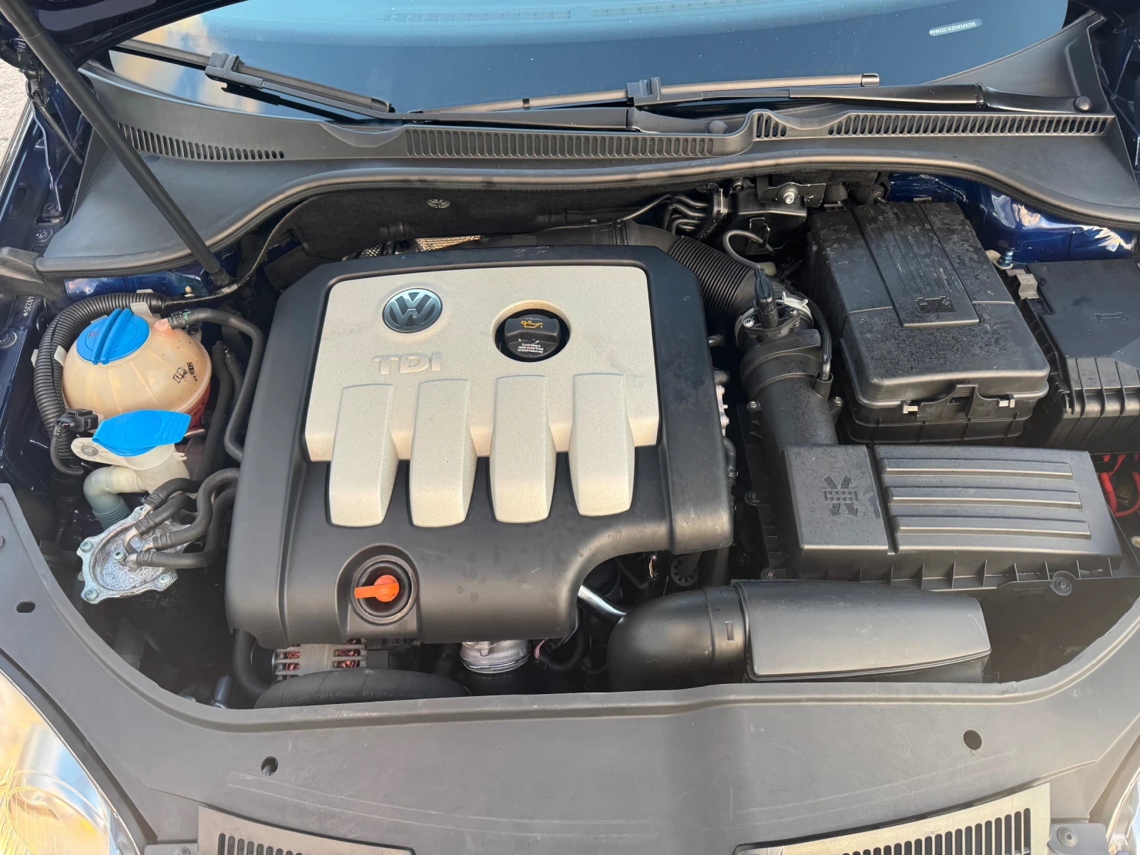 VW Golf 2.0TDI 4motion Full Top! | Mobile.bg — изображение 17