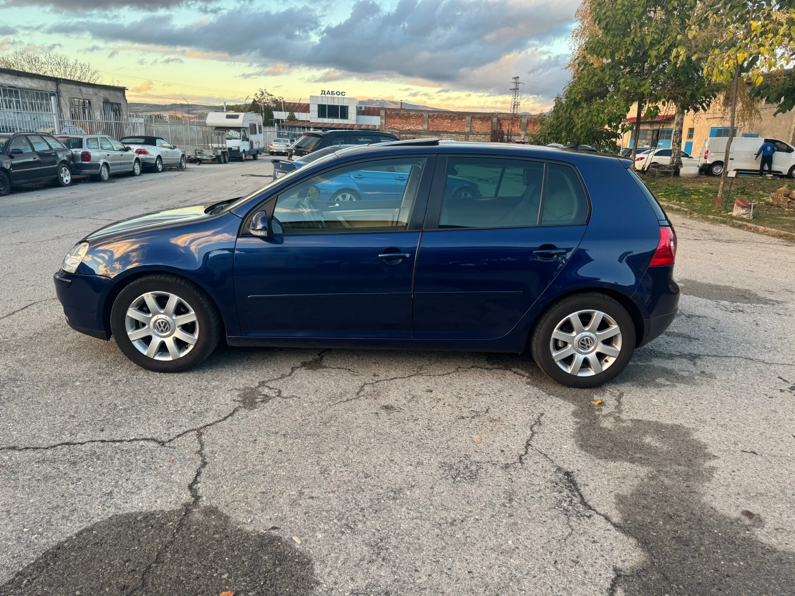 VW Golf 2.0TDI 4motion Full Top! | Mobile.bg — изображение 2