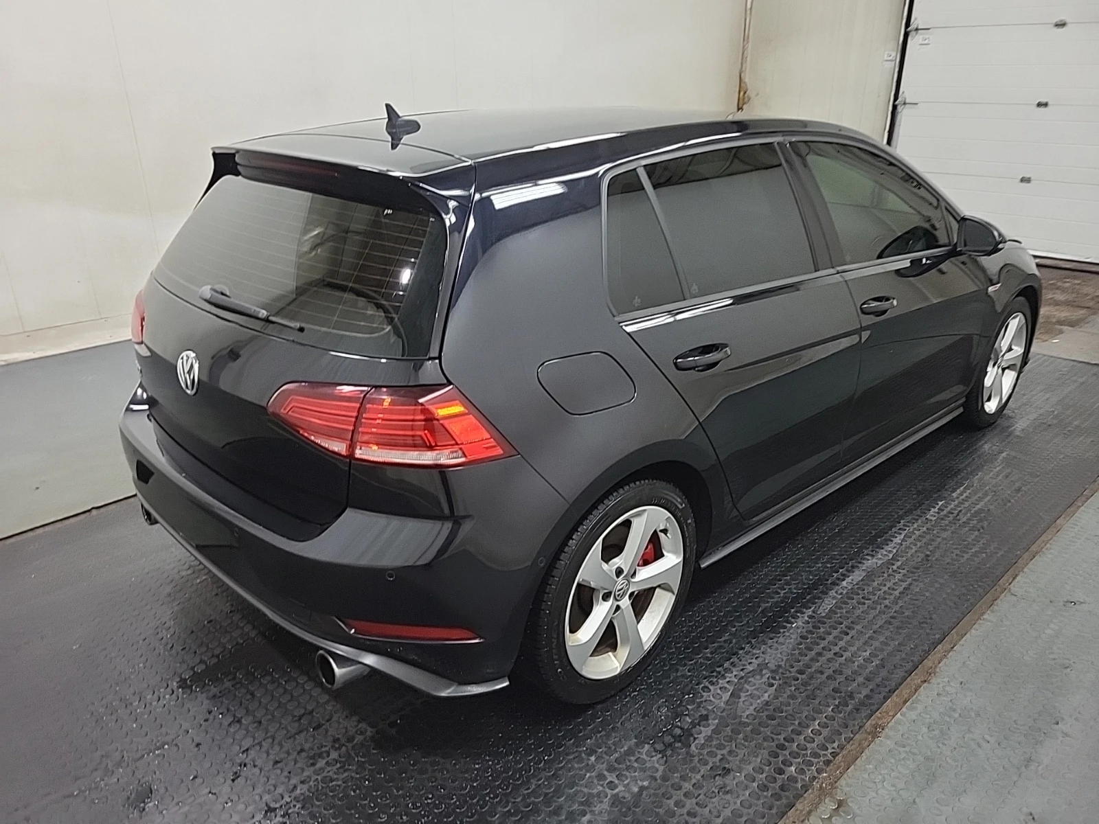 VW Golf * GTI* CARFAX *    | Mobile.bg   3