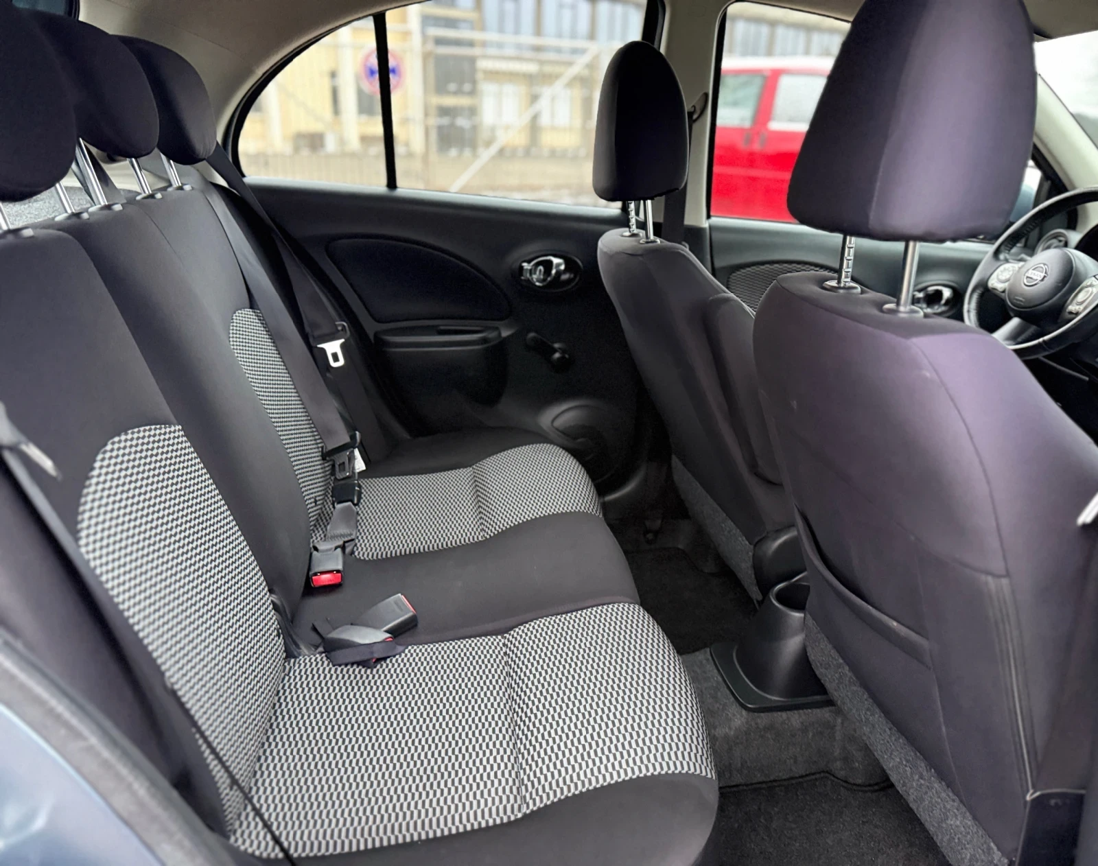 Nissan Micra 1.2I-80кс - изображение 9