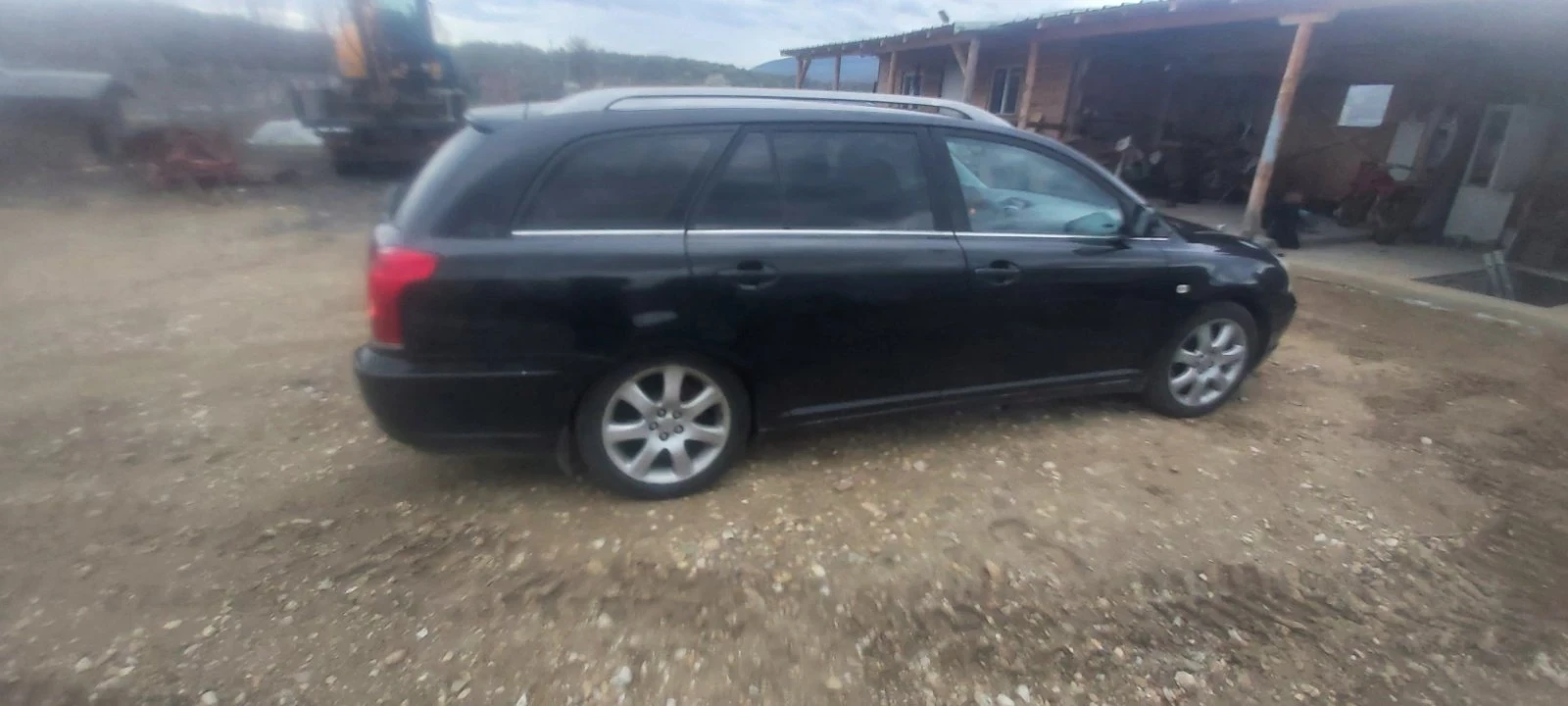 Toyota Avensis, снимка 2 - Автомобили и джипове - 54101905