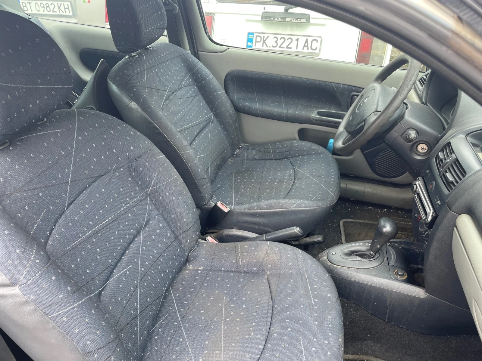 Renault Clio 1.4 16v, снимка 12 - Автомобили и джипове - 54164208