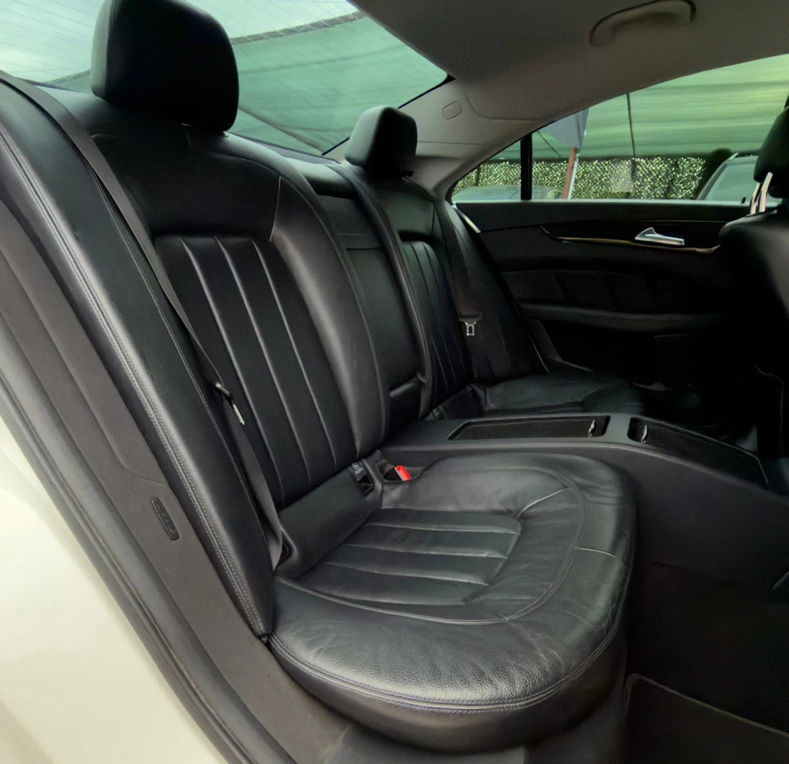 Mercedes-Benz CLS 350 265HP| DISTRONIC| LED| FULL MAX| СОБСТВЕН ЛИЗИНГ, снимка 10 - Автомобили и джипове - 54230960