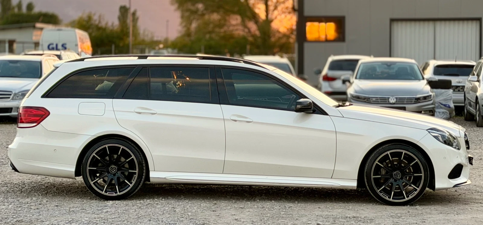 Mercedes-Benz E 350 CDi 4-Matic Дистроник+ Панорама AMG-пакет , снимка 8 - Автомобили и джипове - 54417038