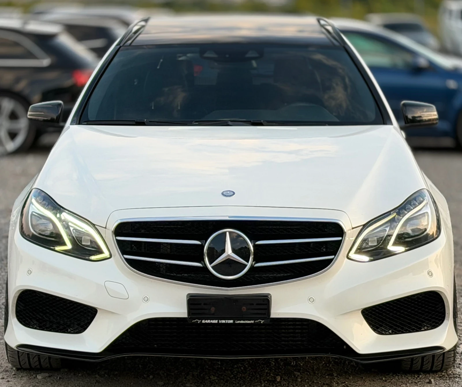 Mercedes-Benz E 350 CDi 4-Matic Дистроник+ Панорама AMG-пакет , снимка 2 - Автомобили и джипове - 54417038