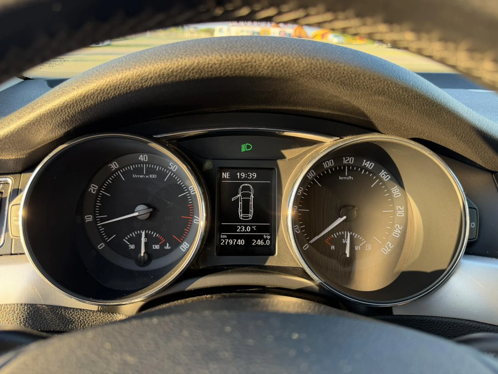 Skoda Superb, снимка 12 - Автомобили и джипове - 54445088