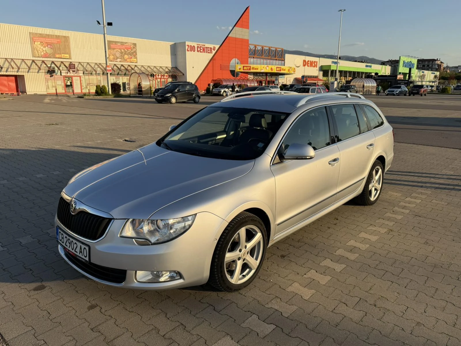 Skoda Superb, снимка 2 - Автомобили и джипове - 54445088
