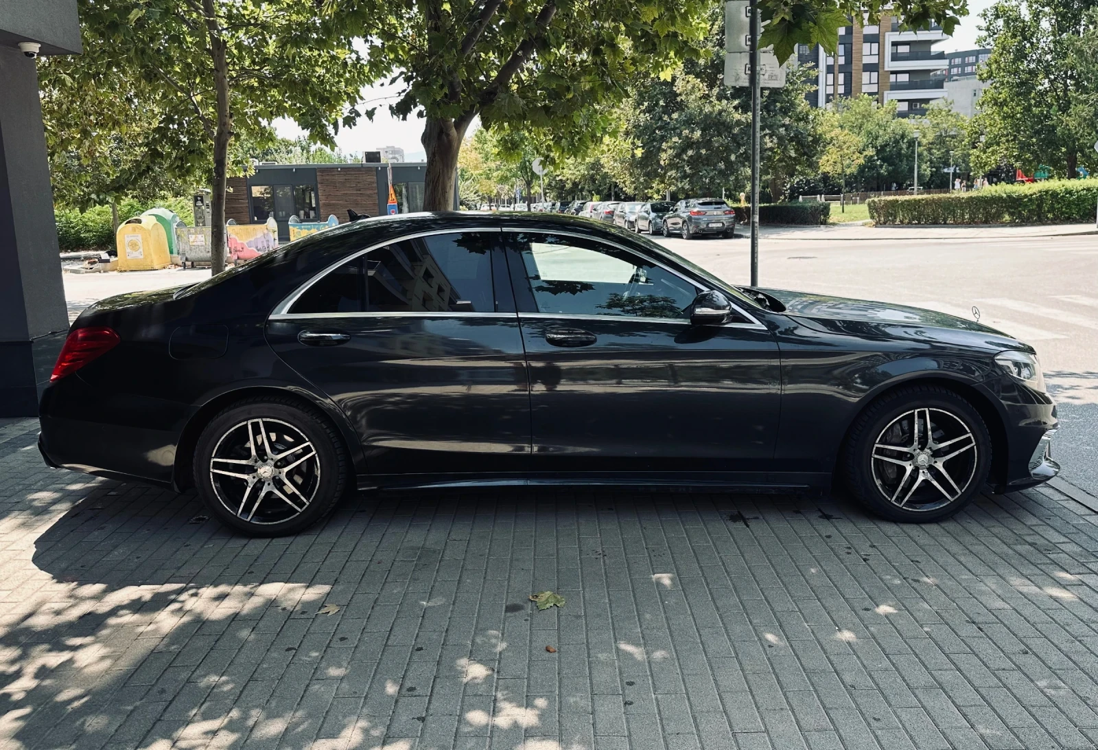 Mercedes-Benz S 350 CDI/AMG/BURMESTER/ВАКУУМ/МАСАЖ/КАМЕРА/ДИСТРОНИК, снимка 6 - Автомобили и джипове - 55391423