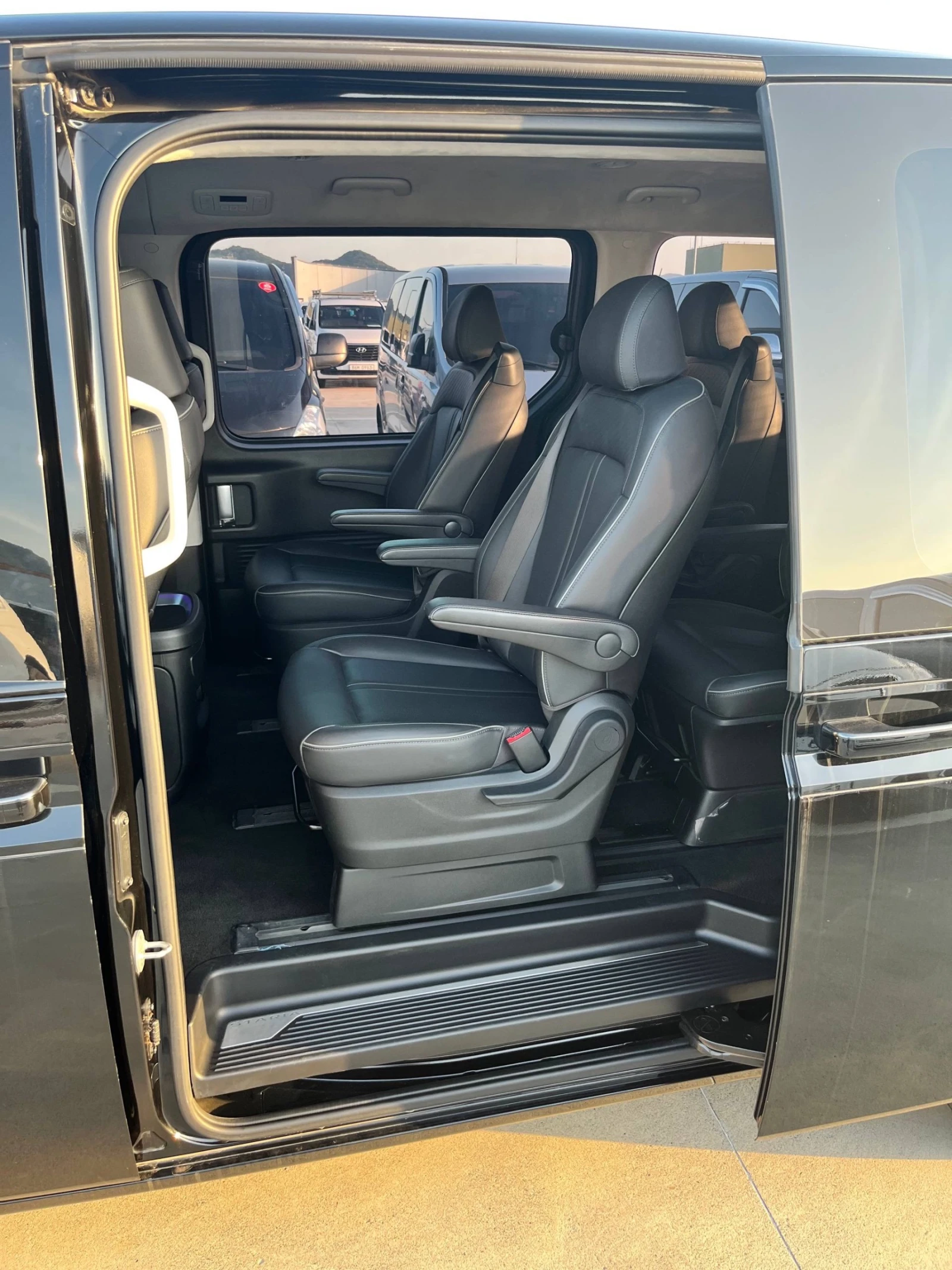 Hyundai Staria 3.5 LPG, ����������� ������� 2�.  | Mobile.bg � ����������� 15