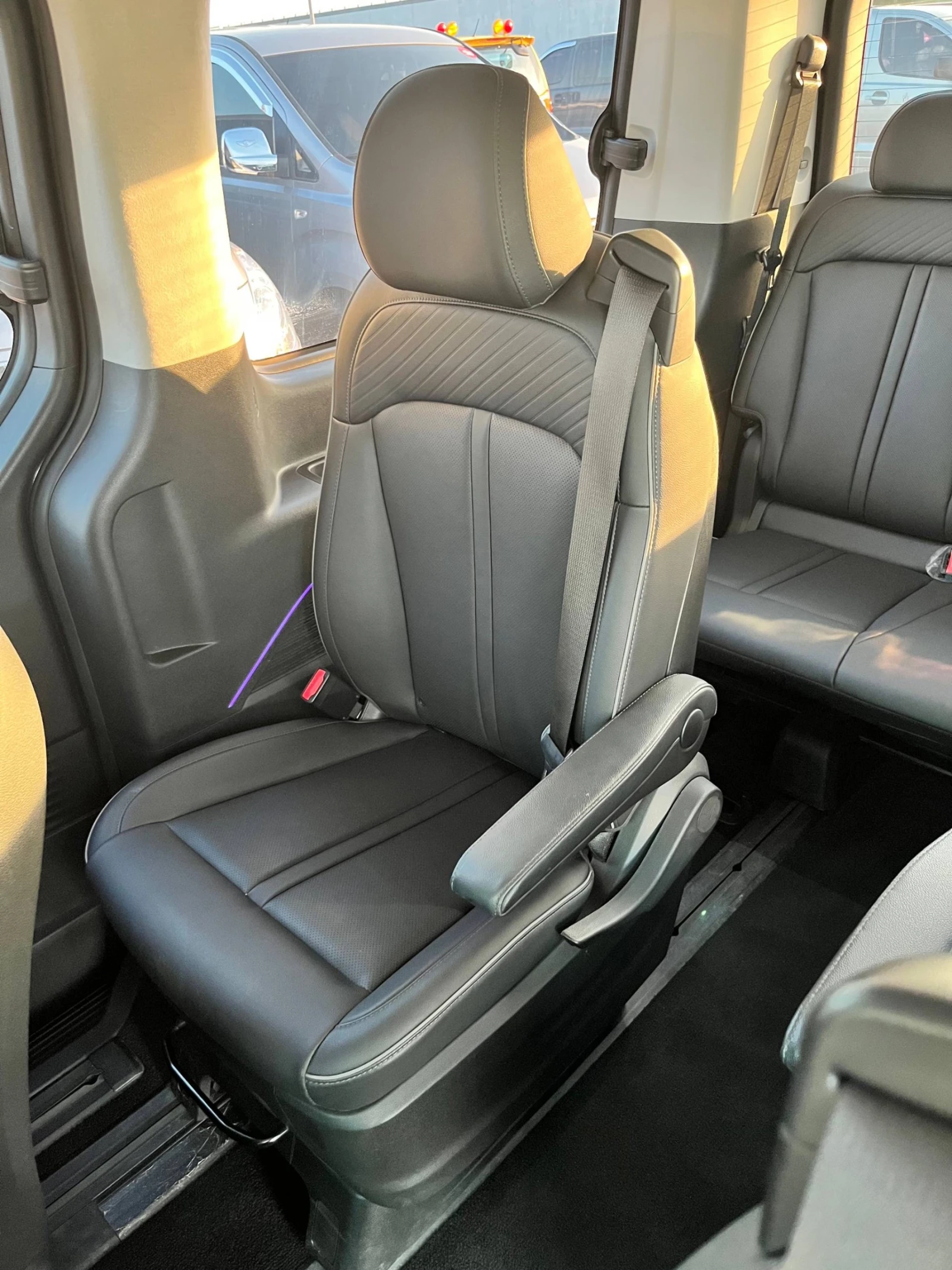Hyundai Staria 3.5 LPG, ����������� ������� 2�.  | Mobile.bg � ����������� 17