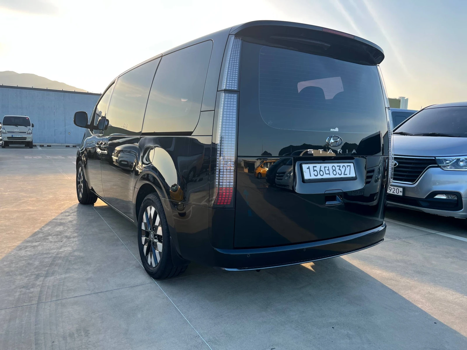 Hyundai Staria 3.5 LPG, ����������� ������� 2�.  | Mobile.bg � ����������� 5