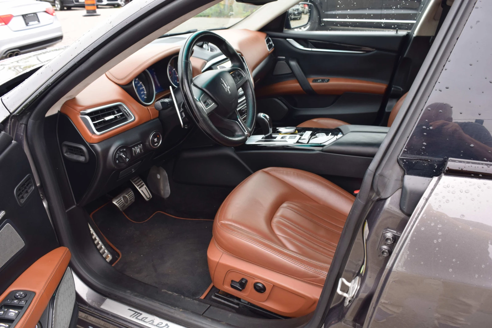 Maserati Ghibli * S Q4 * АВТОКРЕДИТ БЕЗ ПЪРВОНАЧАЛНА ВНОСКА* , снимка 14 - Автомобили и джипове - 55953483