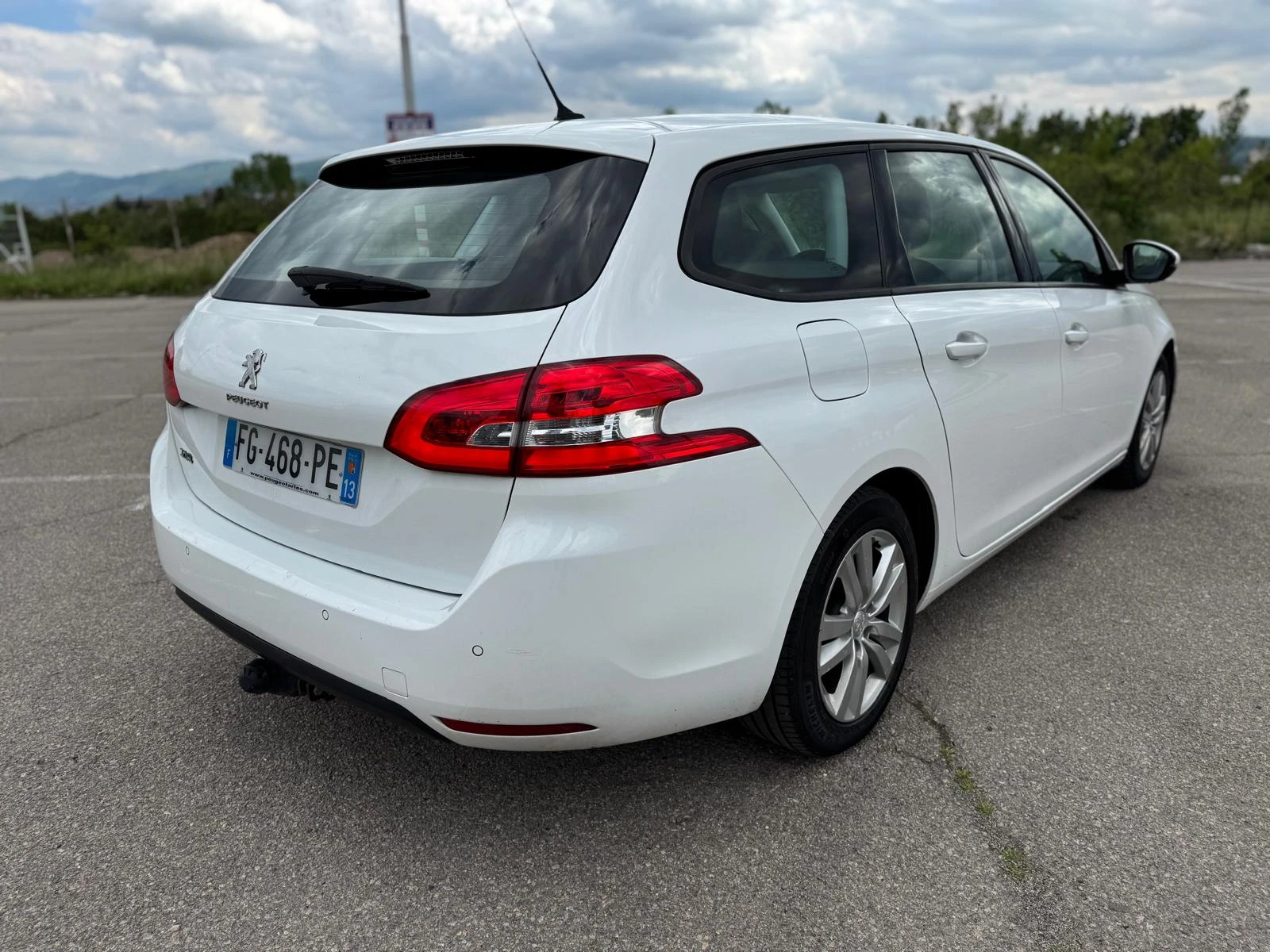 Peugeot 308 SW-1.5HDI-100-6ск-NAVI, снимка 5 - Автомобили и джипове - 56219763