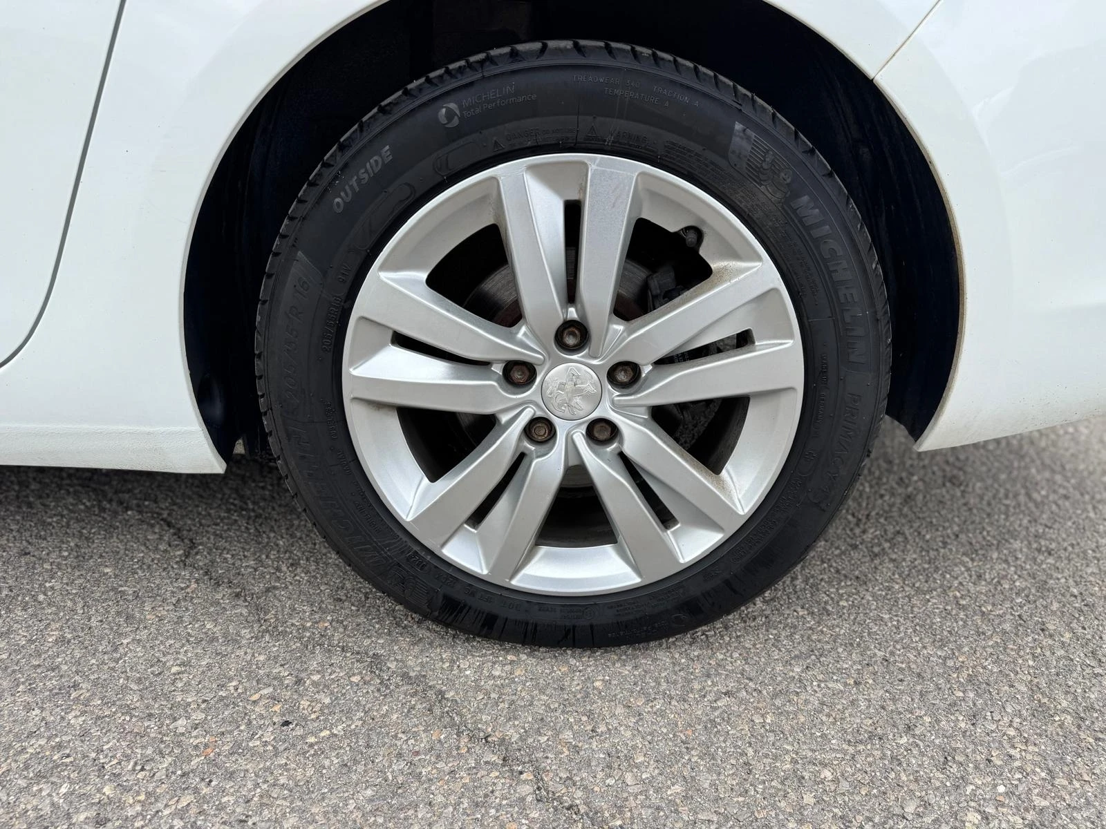 Peugeot 308 SW-1.5HDI-100-6ск-NAVI, снимка 9 - Автомобили и джипове - 56219763