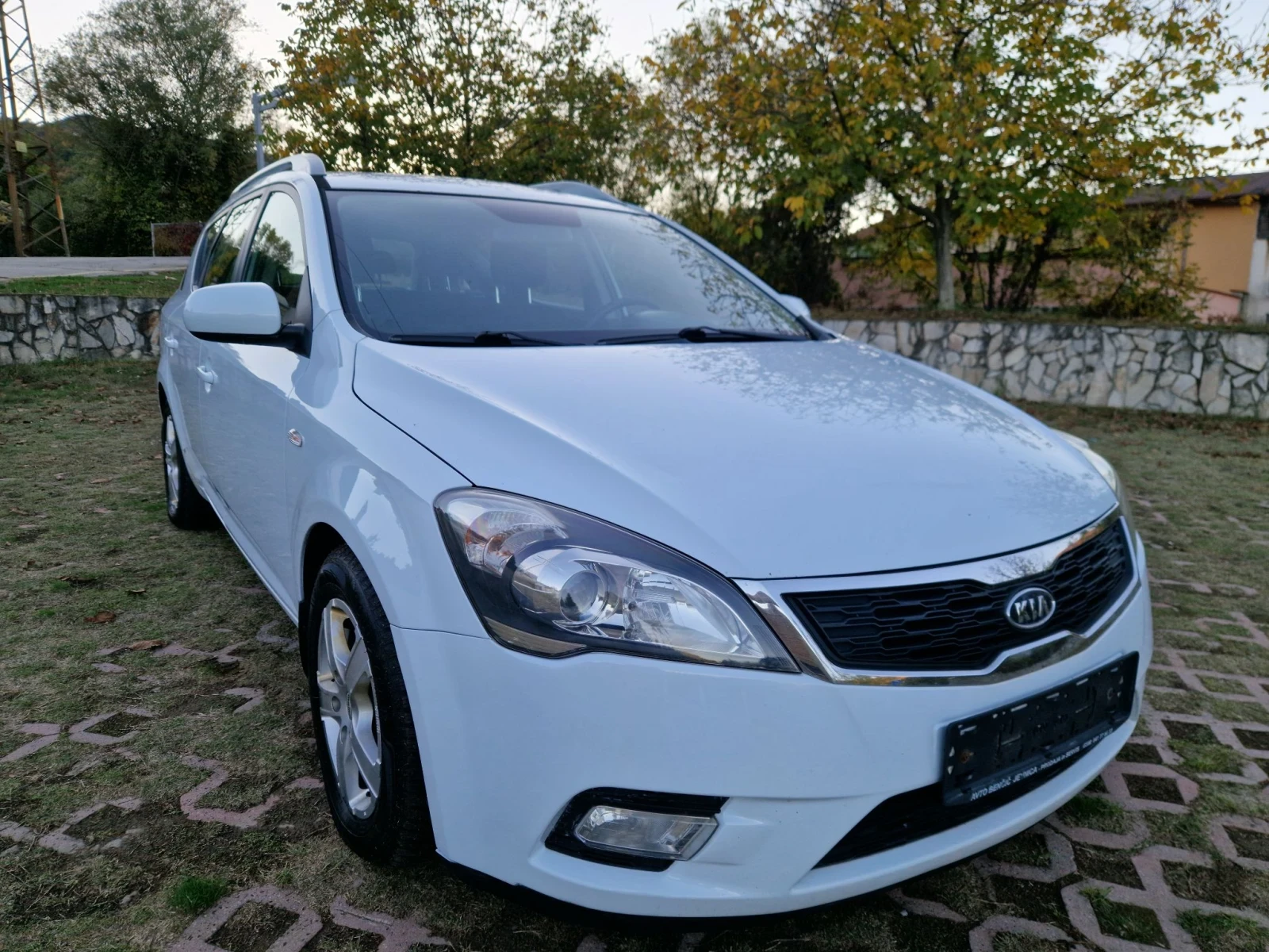 Kia Ceed FACE LIFT..��� ����..1.6CRDI..EVRO 5..6 �������� | Mobile.bg � ����������� 11
