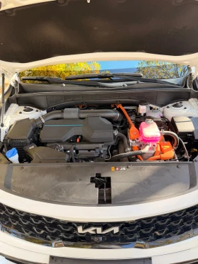 Kia Sorento Hybrid 4x4 Gravity 2023, снимка 17