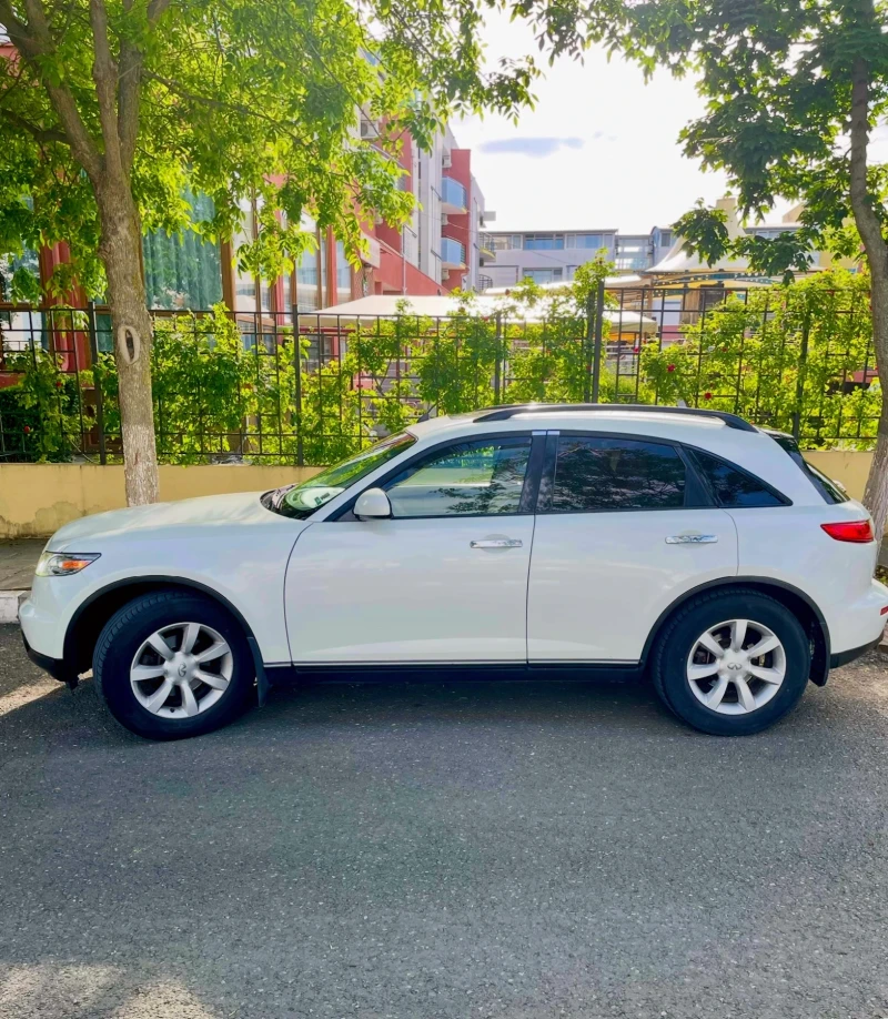 Infiniti Fx 35 FX, снимка 5 - Автомобили и джипове - 52451679