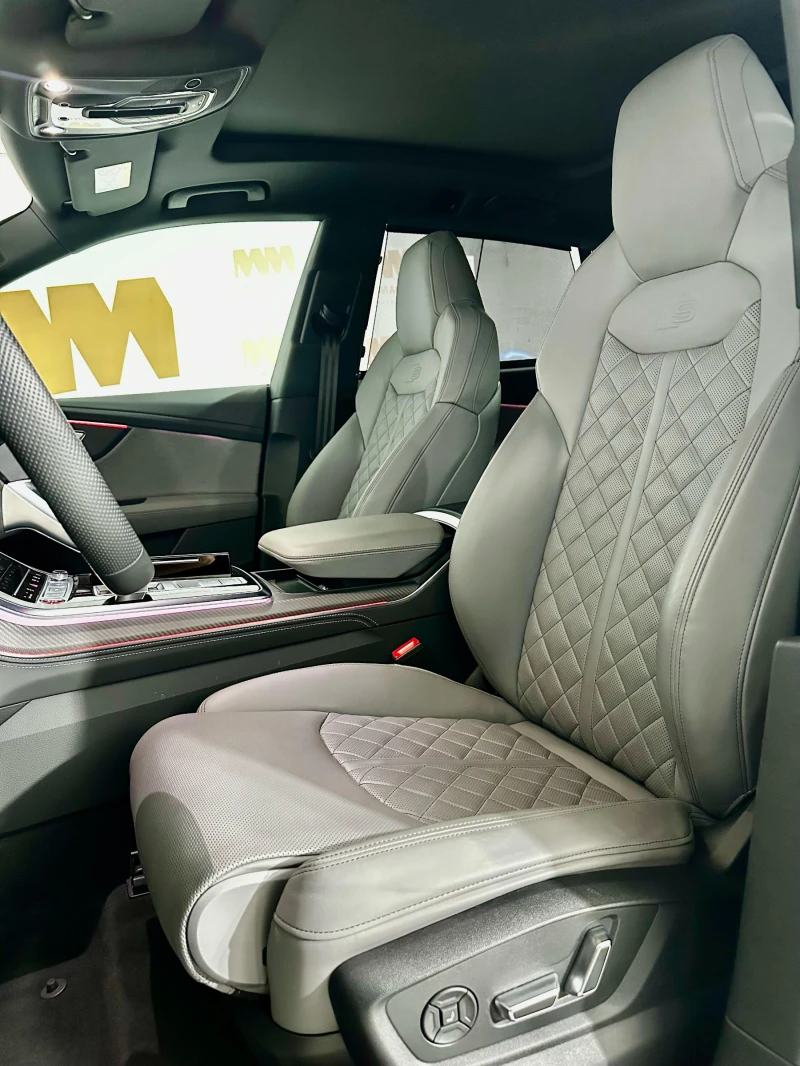 Audi SQ8 Face* Quattro* HuD* Pano* B&O* Matrix, снимка 7 - Автомобили и джипове - 50960452