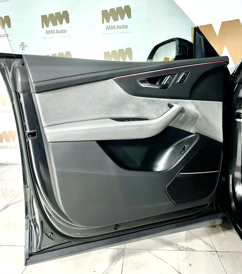 Audi SQ8 Face* Quattro* HuD* Pano* B&O* Matrix, снимка 8 - Автомобили и джипове - 50960452