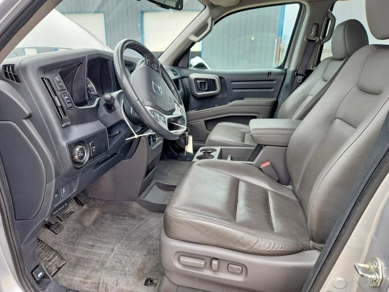 Honda Ridgeline, снимка 7 - Автомобили и джипове - 54737107