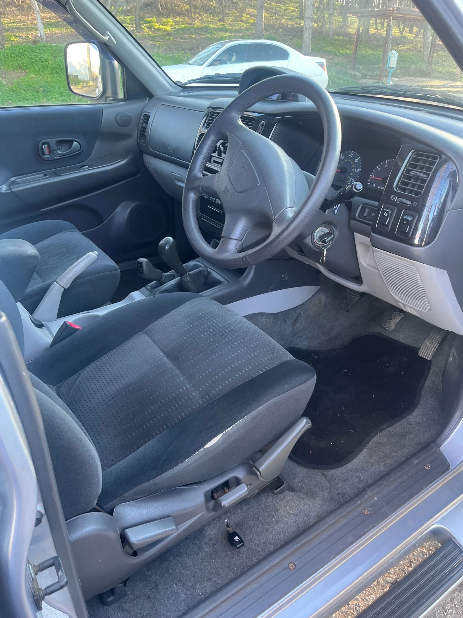Mitsubishi Pajero sport  - изображение 10