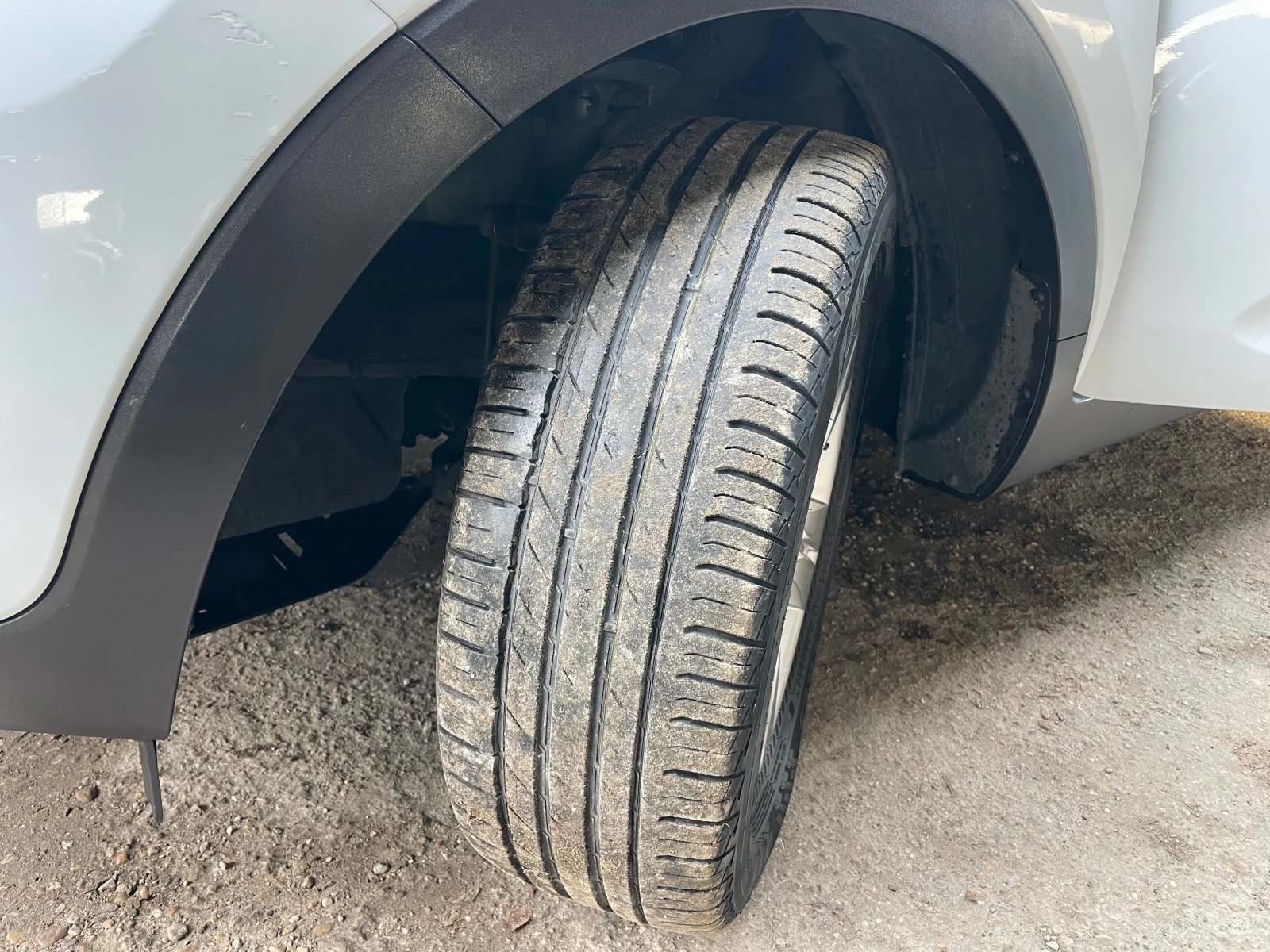 Kia Sportage 1.6I-LED-146Х.КМ!!!-СЕРВИЗНА ИСТОРИЯ-FACE LIFT - изображение 4