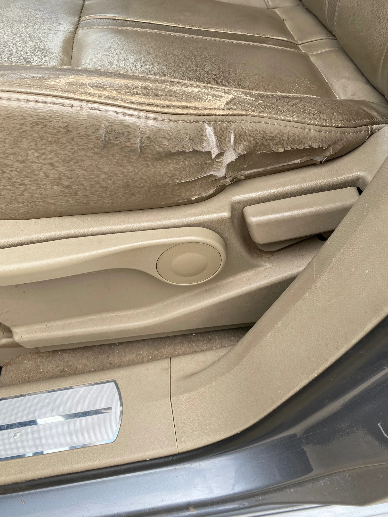 Renault Koleos 2.5 4х4, снимка 6 - Автомобили и джипове - 53912708