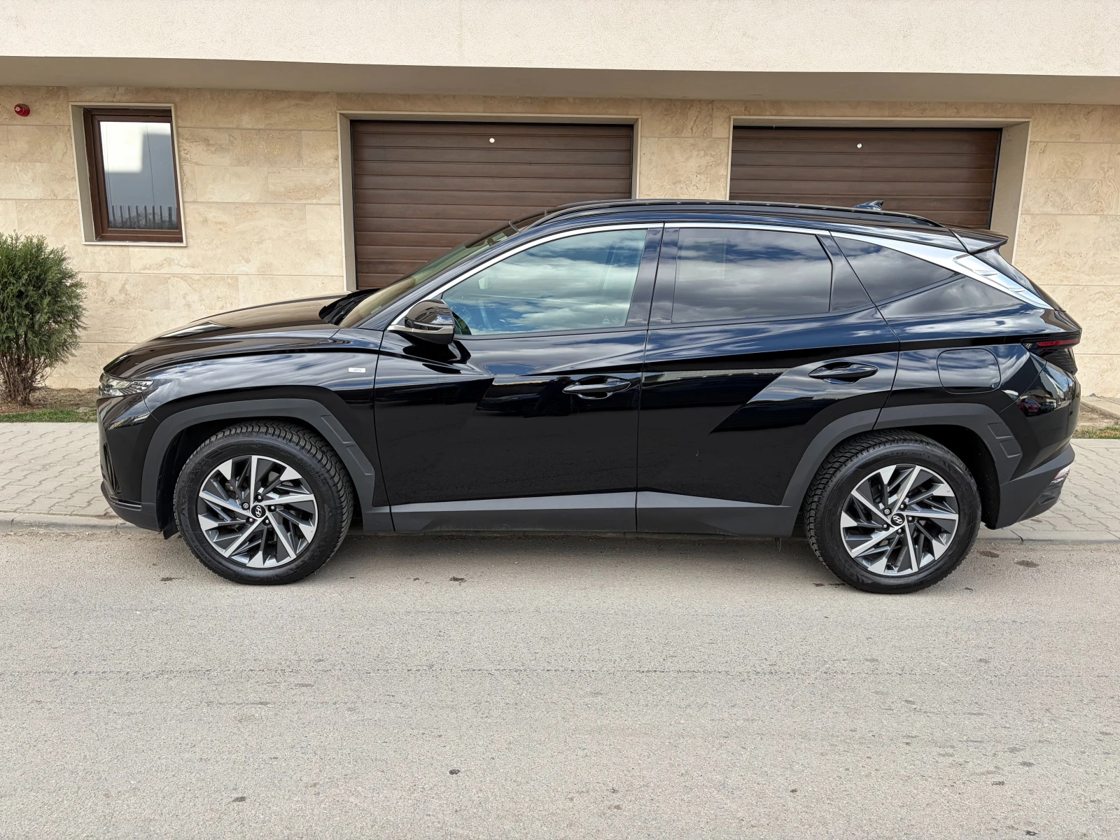 Hyundai Tucson 1.6 CRDi Mild Hybrid, снимка 5 - Автомобили и джипове - 53989824