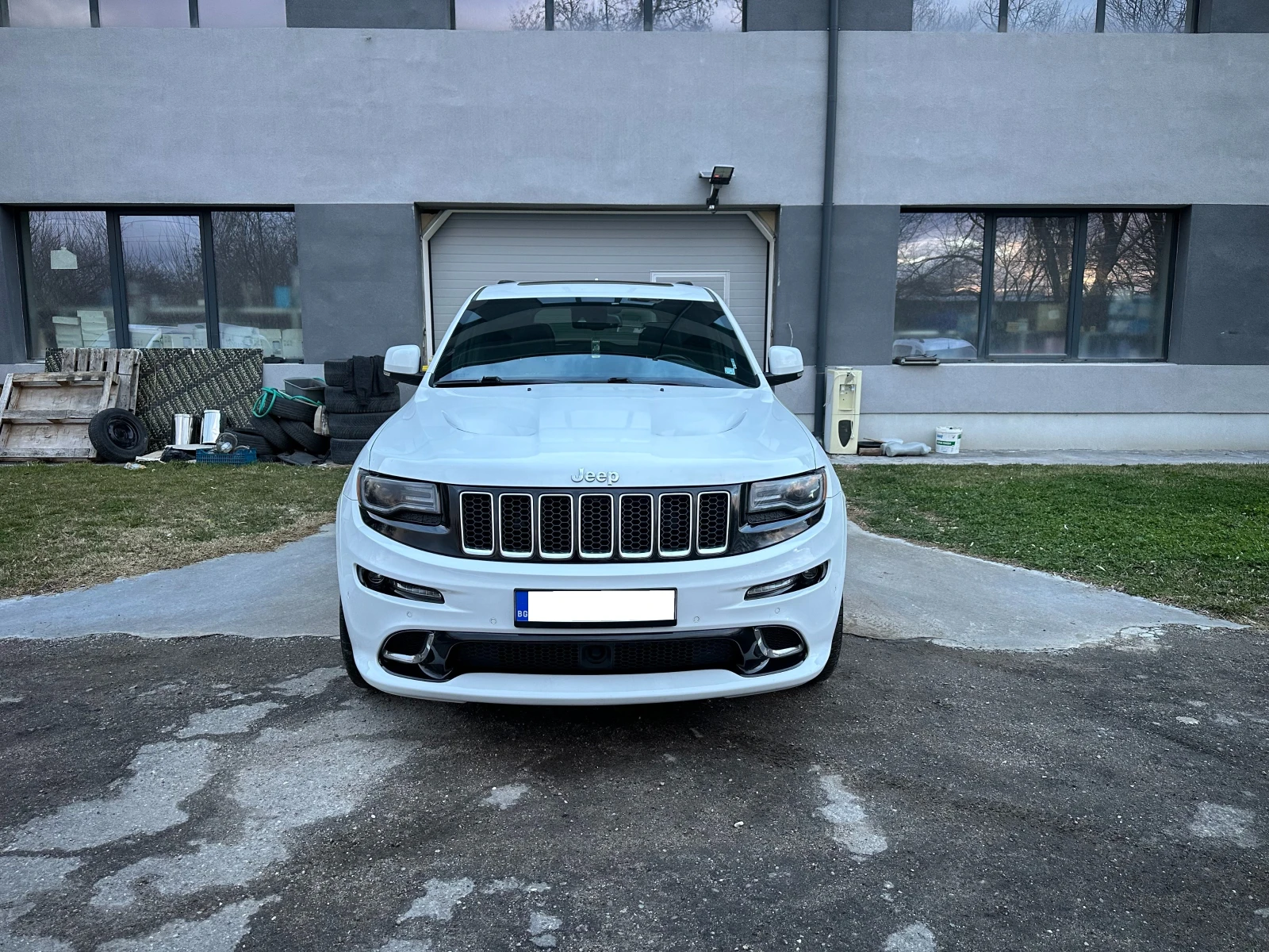 Jeep Grand cherokee SRT БАРТЕР, снимка 8 - Автомобили и джипове - 54633924