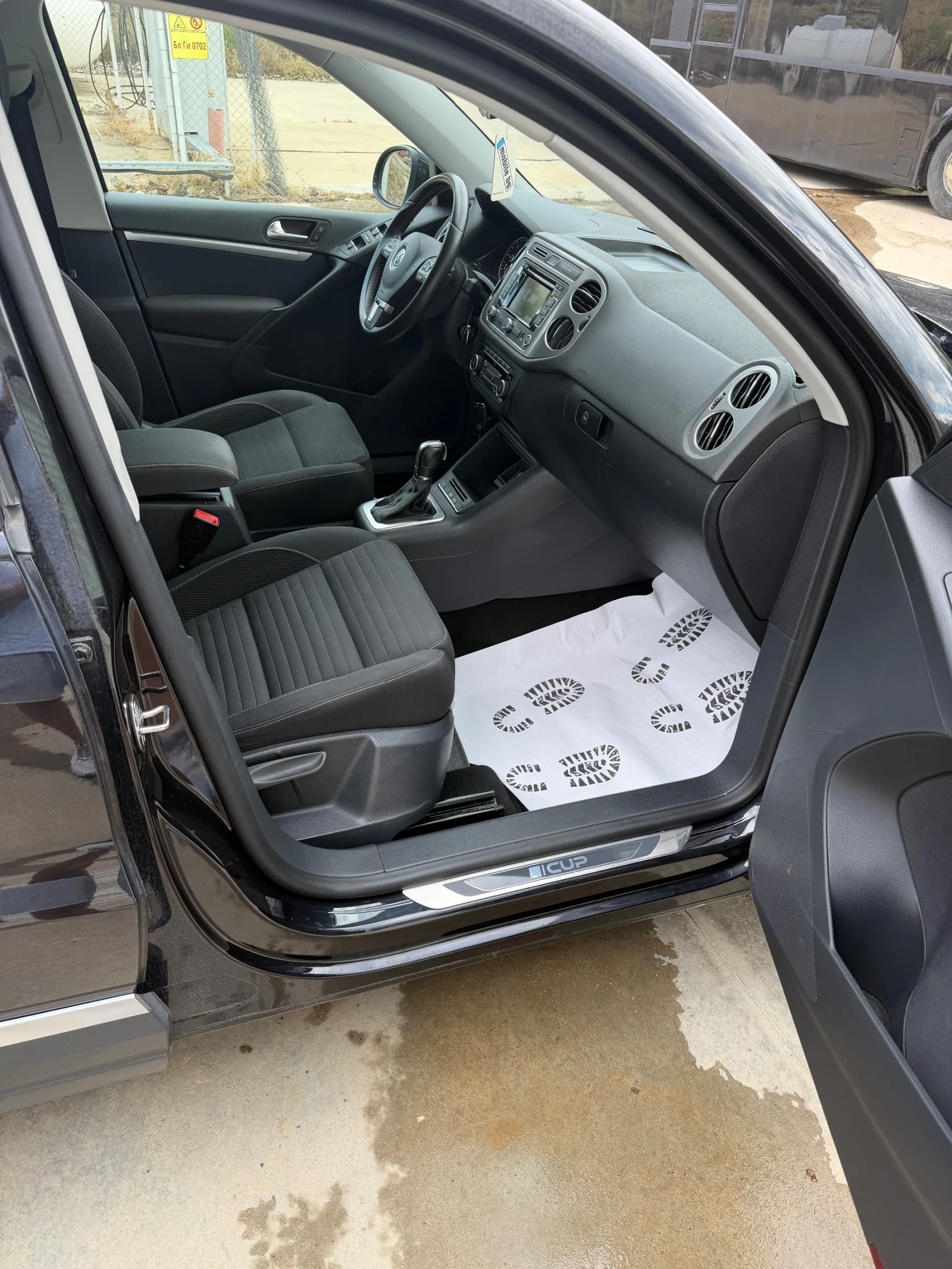 VW Tiguan 2.0 TDI CUP SPORT&STYLE, снимка 8 - Автомобили и джипове - 55177215