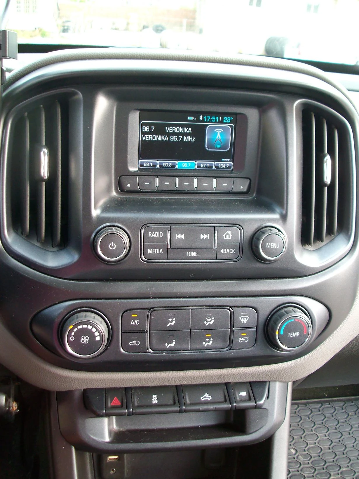 Chevrolet Colorado 3.6i 4x4 AVTOMATIK, снимка 13 - Автомобили и джипове - 55657051