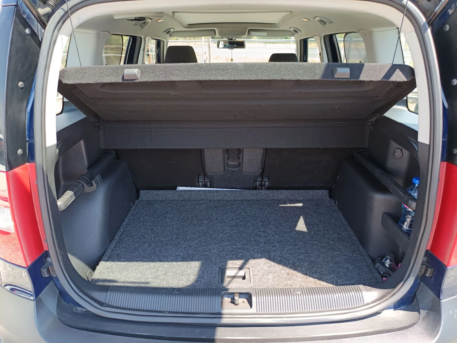 Skoda Yeti 2.0 TDI, снимка 15 - Автомобили и джипове - 56226544