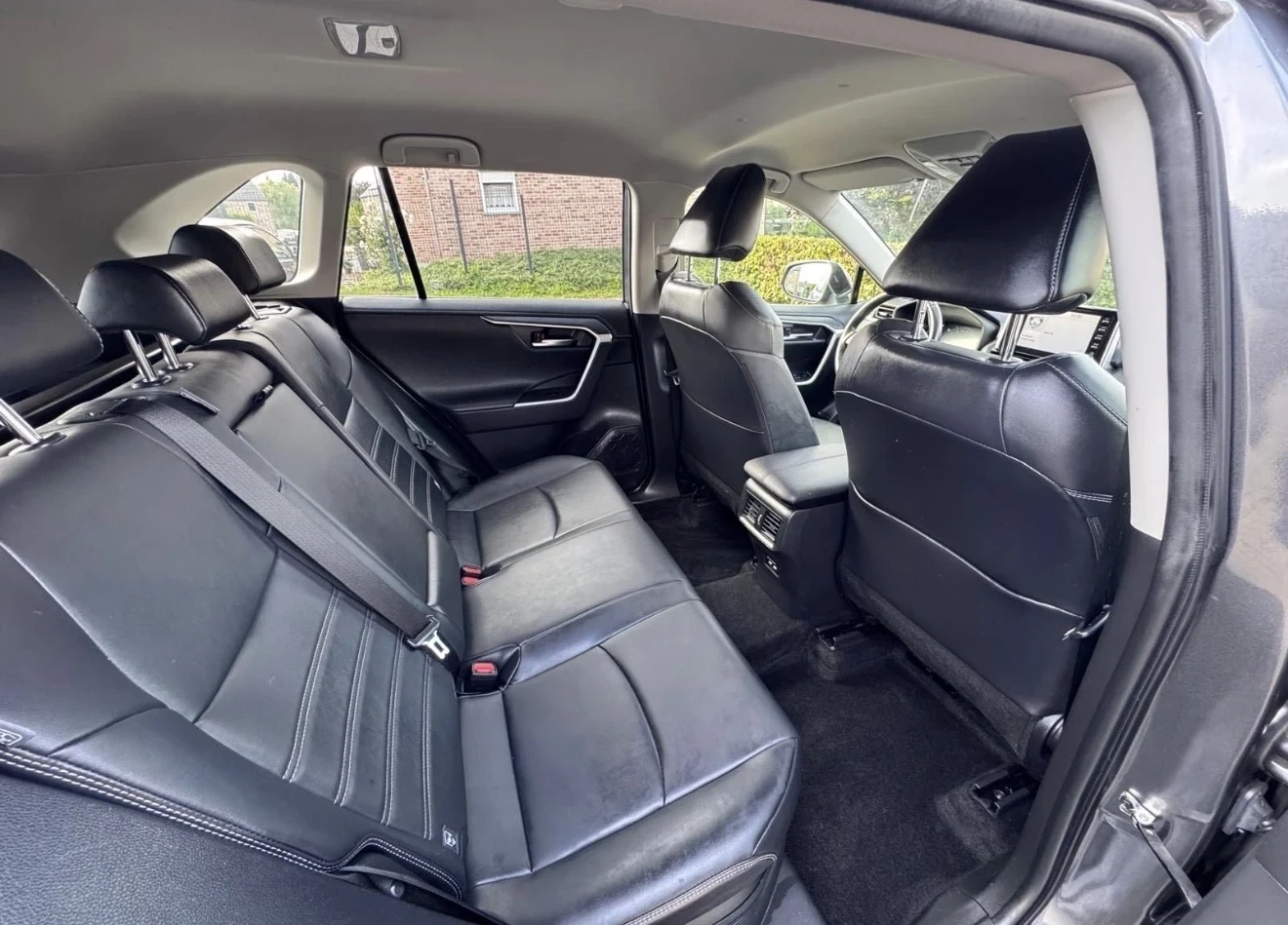 Toyota Rav4 * Hybrid* * Първи собственик* * Уникално състояние, снимка 10 - Автомобили и джипове - 56240311