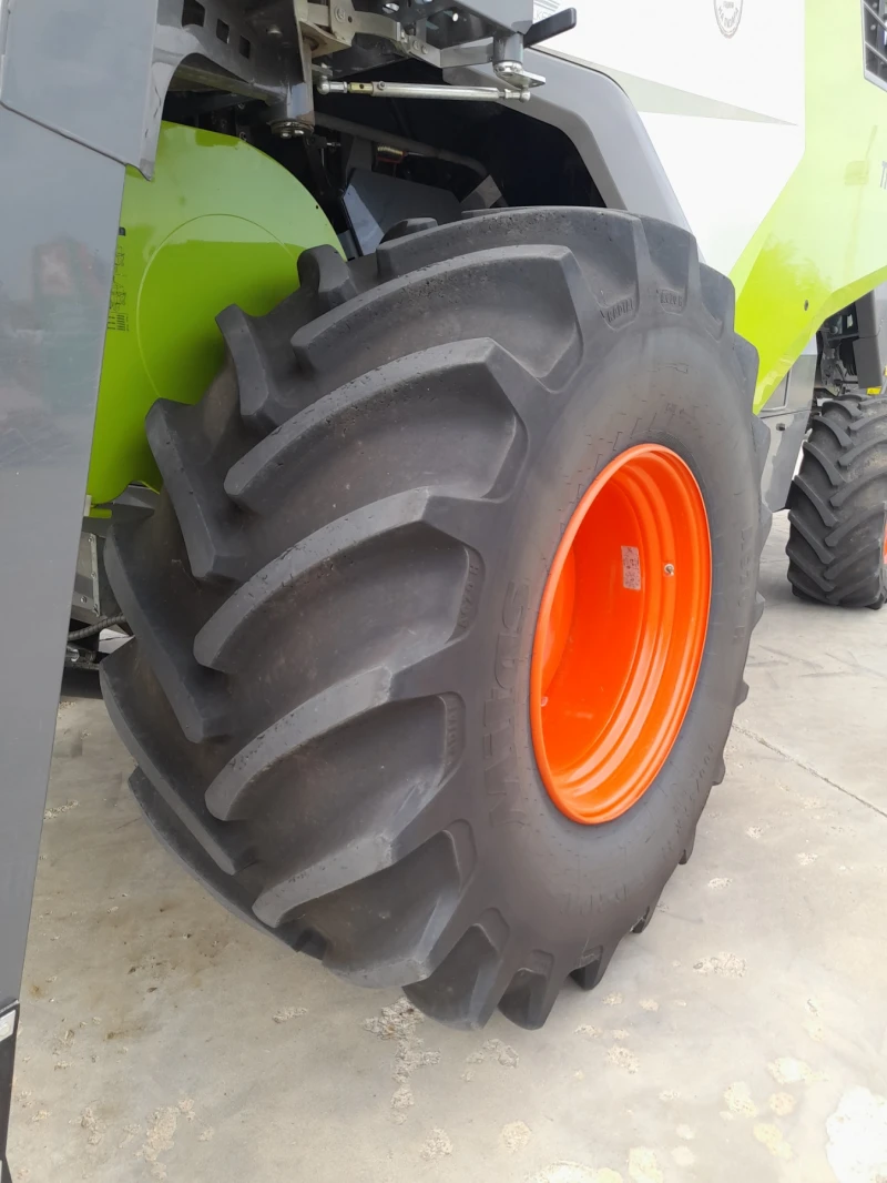 Комбайн Claas Trion 640, снимка 9 - Селскостопанска техника - 51404126