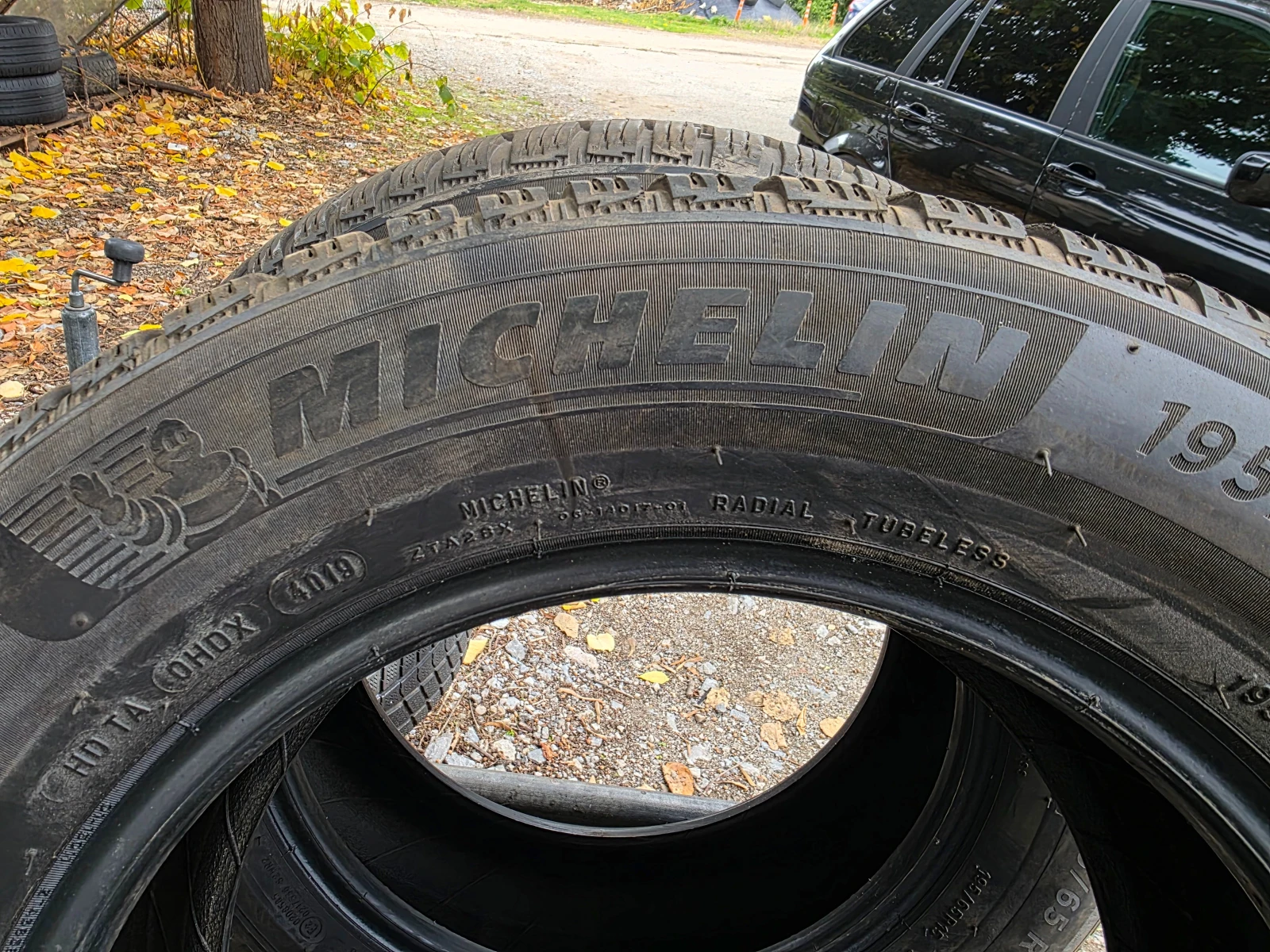 Гуми Зимни 195/65R15, снимка 6 - Гуми и джанти - 56691538