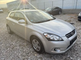 Kia Ceed 1.6 i - 5800 лв. / 2965.49 € - 38078584 3