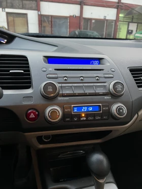 Honda Civic Хибрит, снимка 6